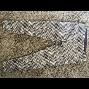 Tuff Athletics Grey Zig Zag Leggings M